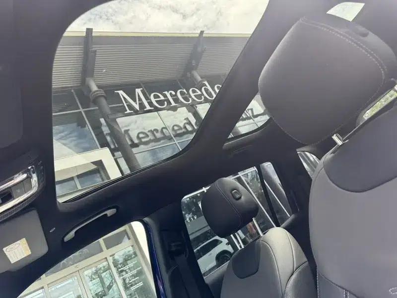 2023 Mercedes-Benz GLB AMG 35 4MATIC — миниатюра 4