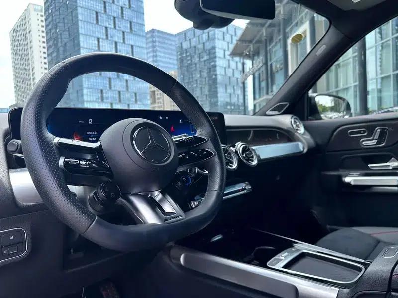 2024 Mercedes-Benz GLB AMG 35 4MATIC — миниатюра 11