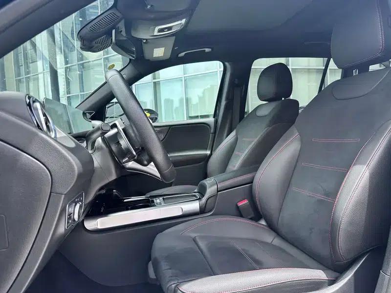 2024 Mercedes-Benz GLB AMG 35 4MATIC — миниатюра 12