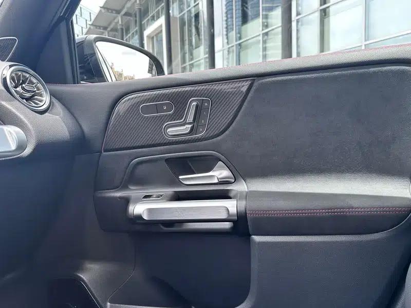 2024 Mercedes-Benz GLB AMG 35 4MATIC — миниатюра 7