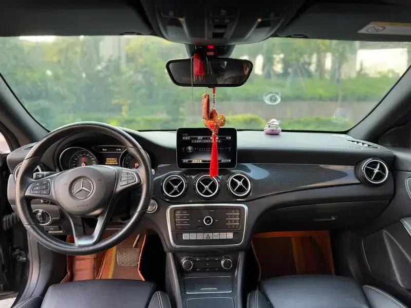 Mercedes-Benz CLA (Imported) 2019 CLA 200 Night Edition — миниатюра 8
