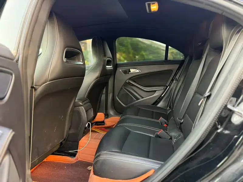 Mercedes-Benz CLA (Imported) 2019 CLA 200 Night Edition — миниатюра 10