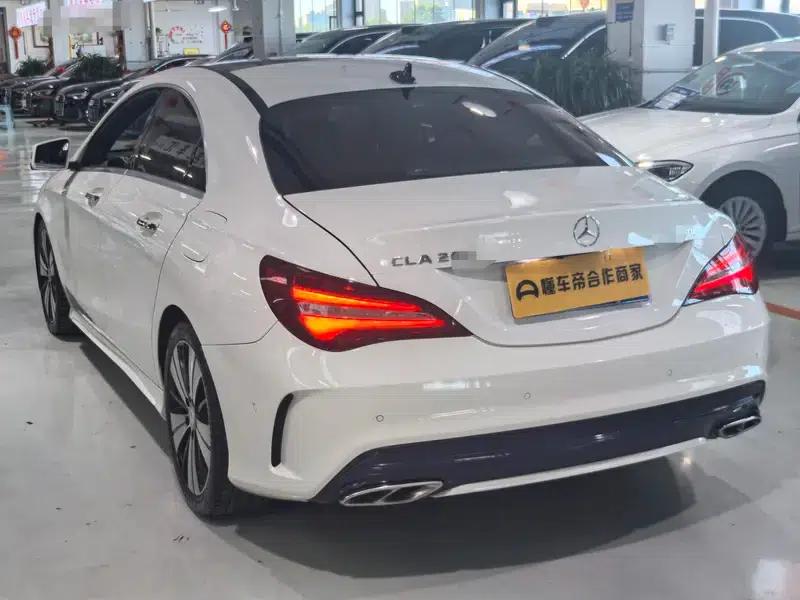 Mercedes-Benz CLA (Imported) 2016 CLA 200 Fashion Edition — миниатюра 4
