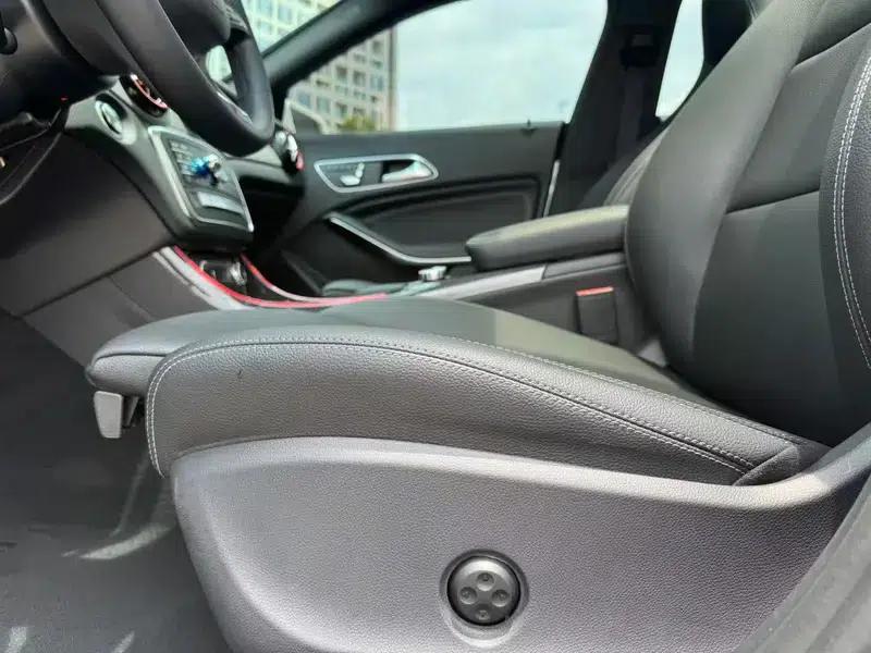 Mercedes-Benz CLA (Imported) 2019 CLA 200 Fashion Edition — миниатюра 25