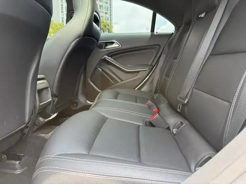 Mercedes-Benz CLA (Imported) 2019 CLA 200 Fashion Edition — миниатюра 33
