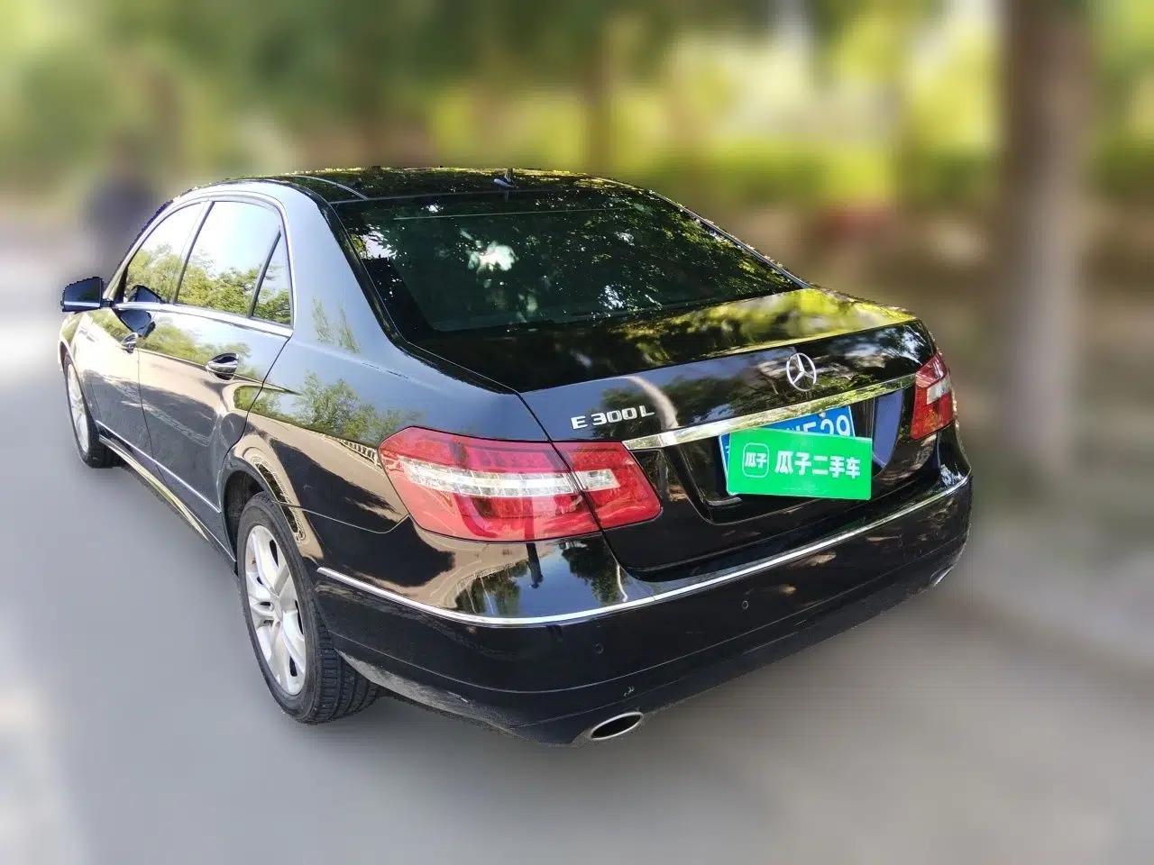 Mercedes-Benz E-Class 2011 E 300 L Fashion Prestige Model — миниатюра 4