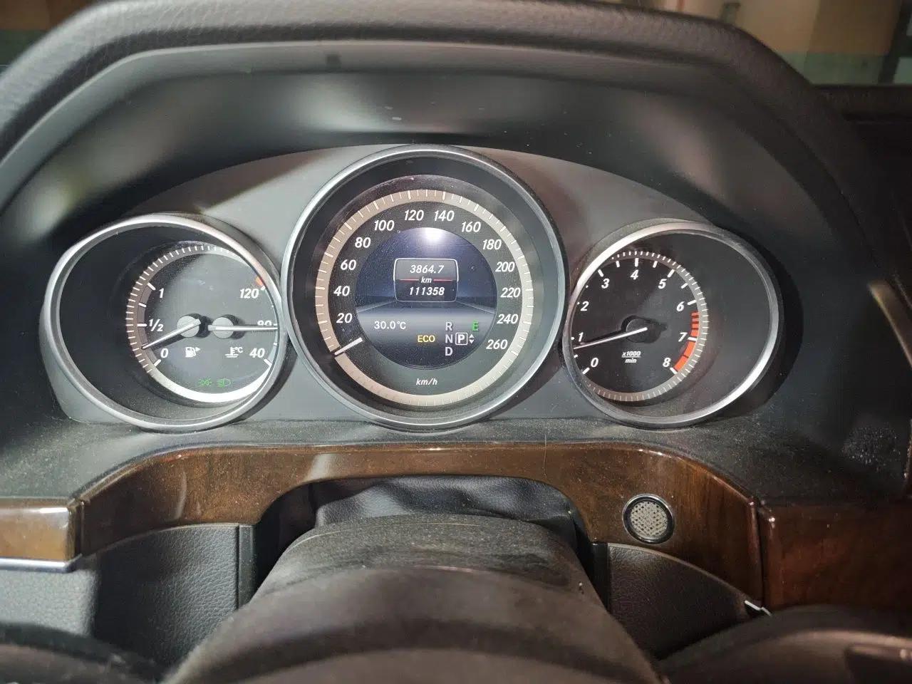 Mercedes-Benz E-Class 2014 E 260 L Luxury Model — миниатюра 11
