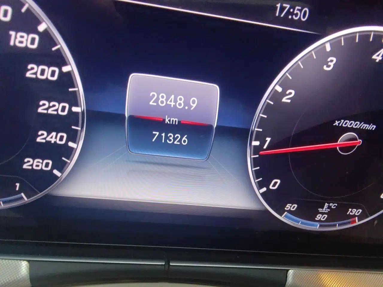 Mercedes-Benz E-Class 2017 E 200 4MATIC Coupe — миниатюра 12