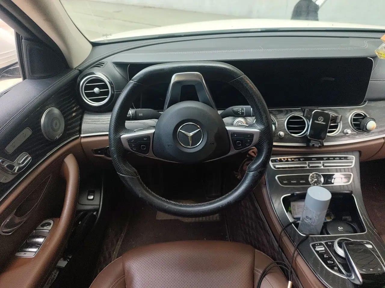 Mercedes-Benz E-Class 2018 Restyled E 300 L Sporty and Stylish Edition — миниатюра 10