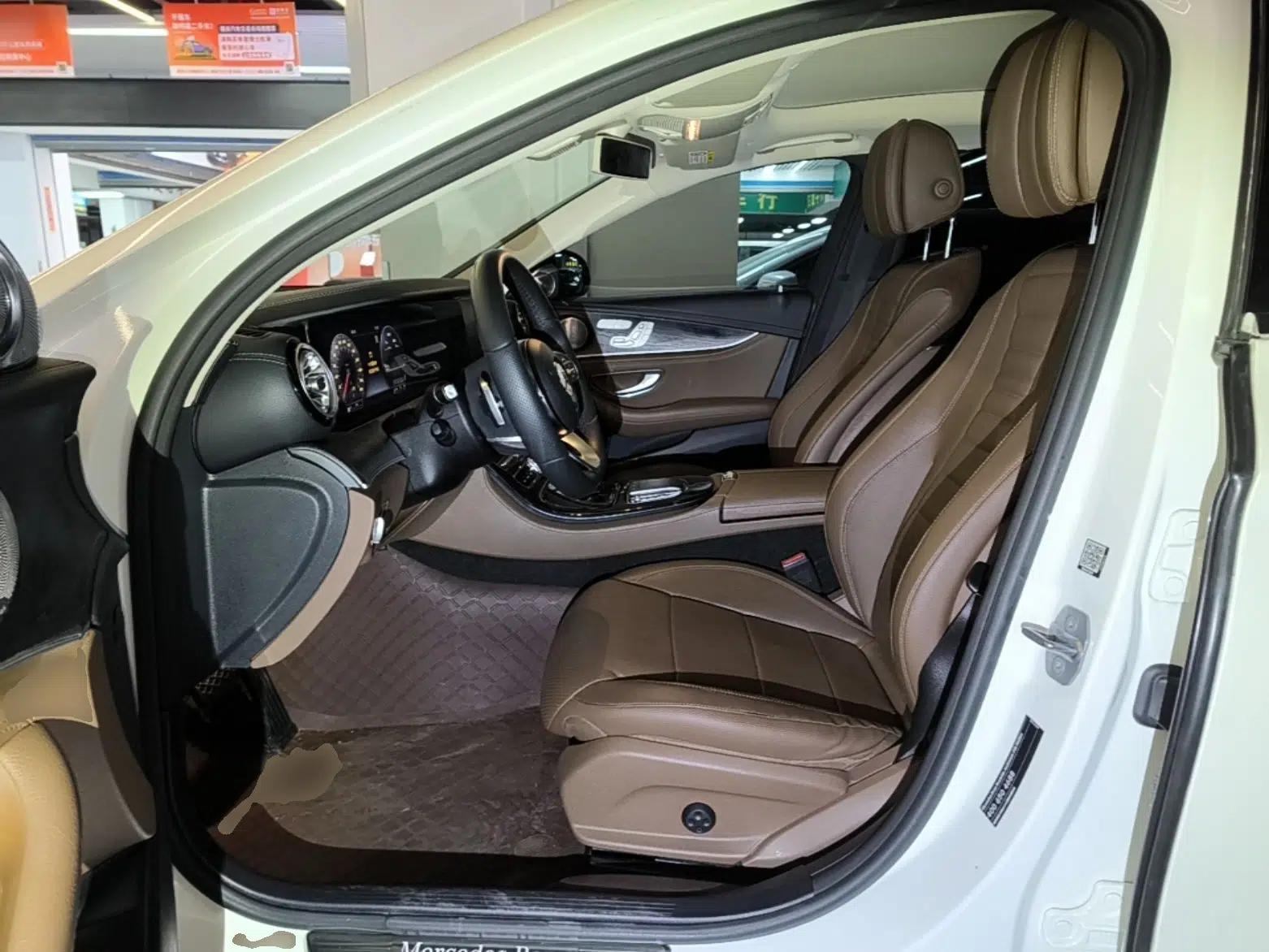 Mercedes-Benz E-Class 2019 E 300 L Sport Luxury Edition — миниатюра 17