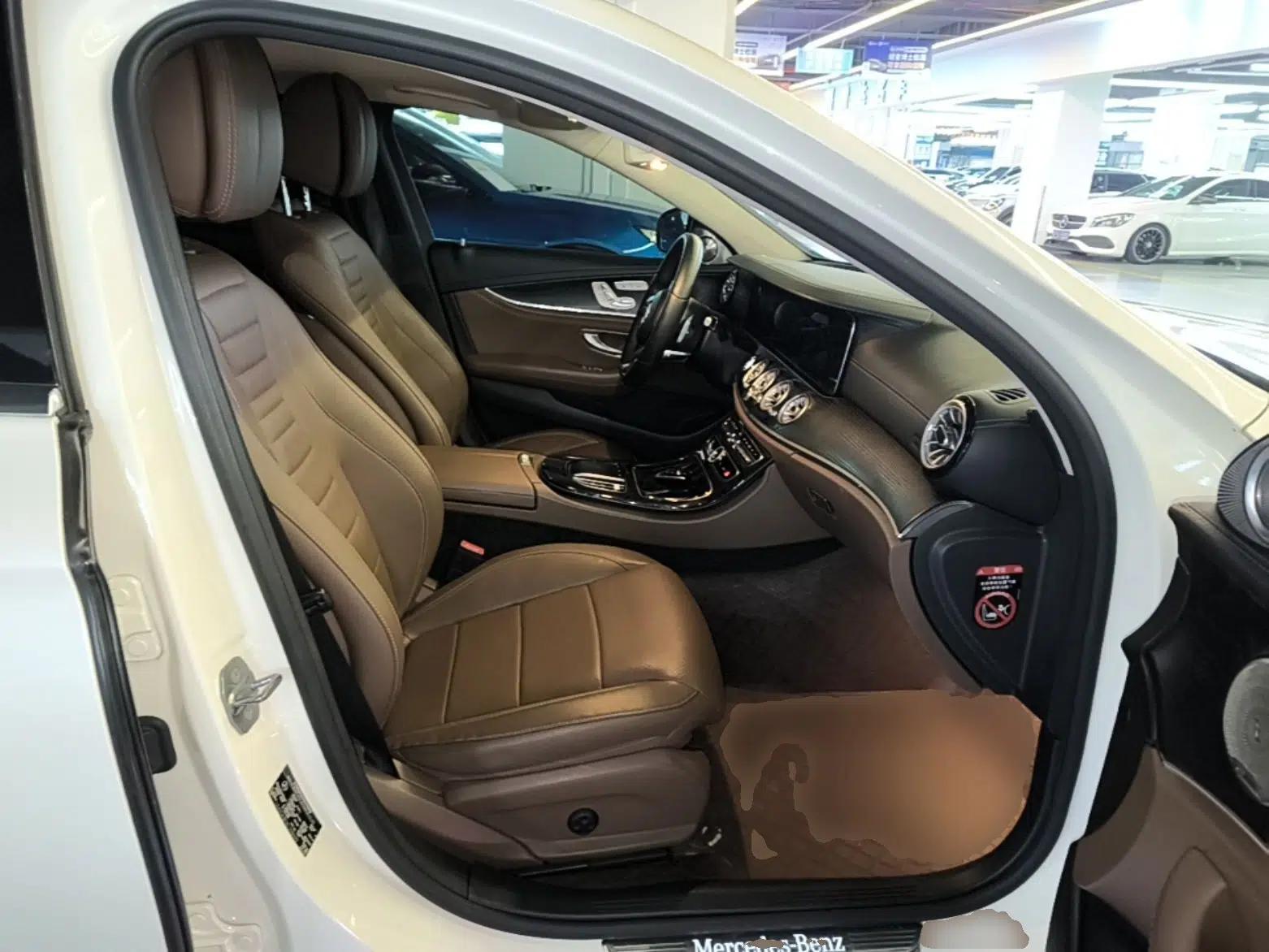 Mercedes-Benz E-Class 2019 E 300 L Sport Luxury Edition — миниатюра 19