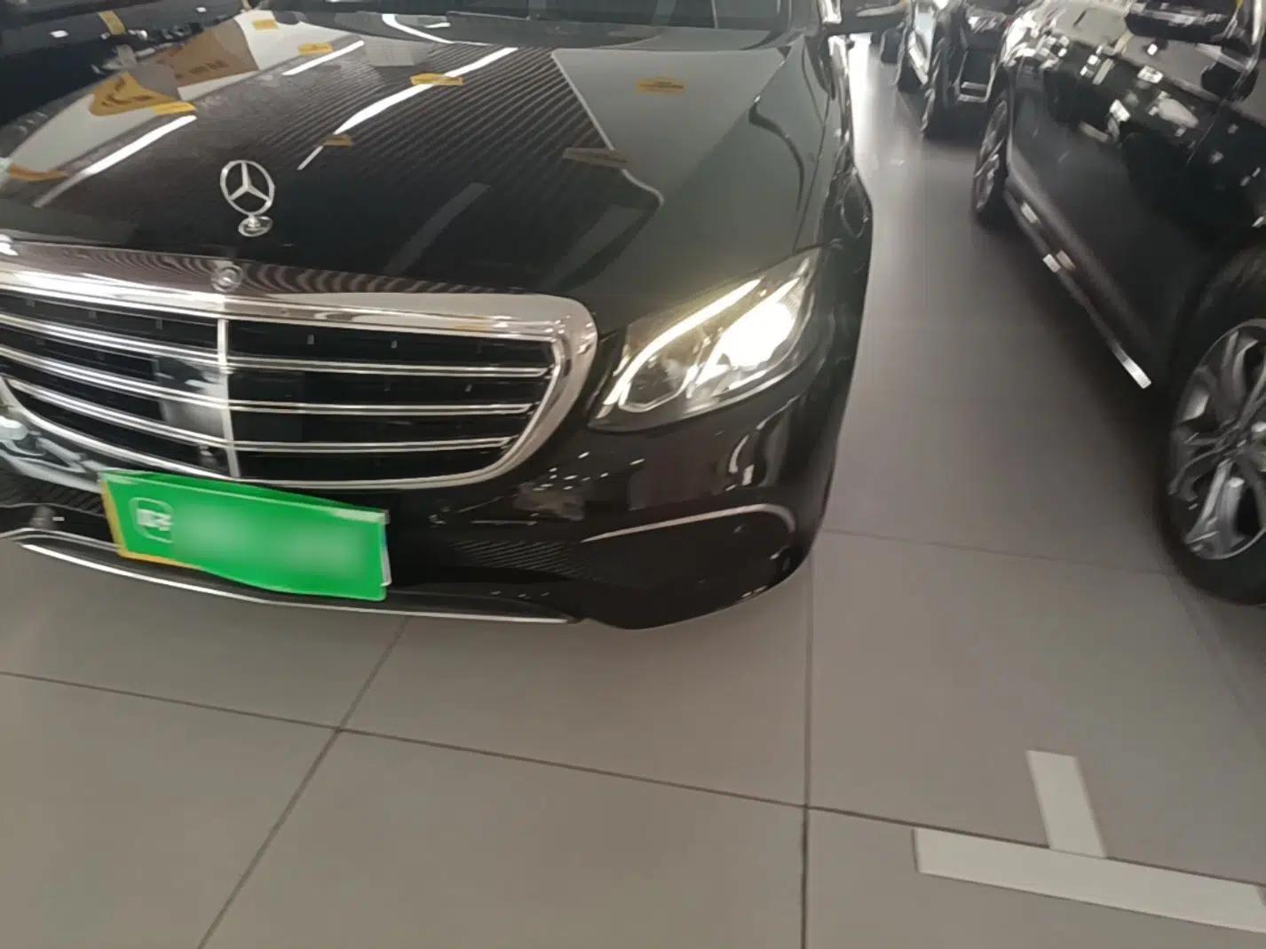 Mercedes-Benz E-Class 2016 E 300 L Luxury Model — миниатюра 8