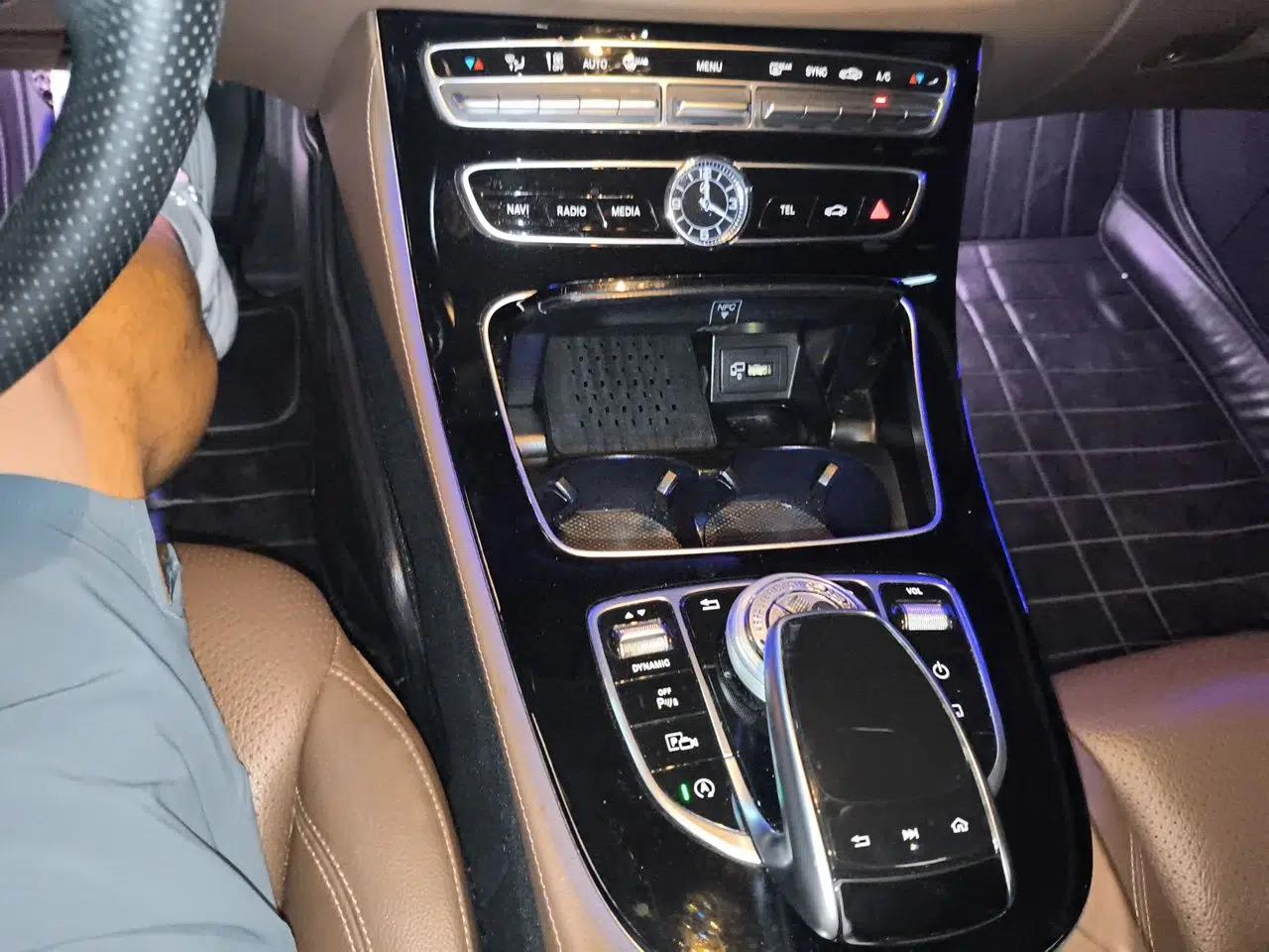 Mercedes-Benz E-Class 2017 E 300 L Sport Luxury Edition — миниатюра 14