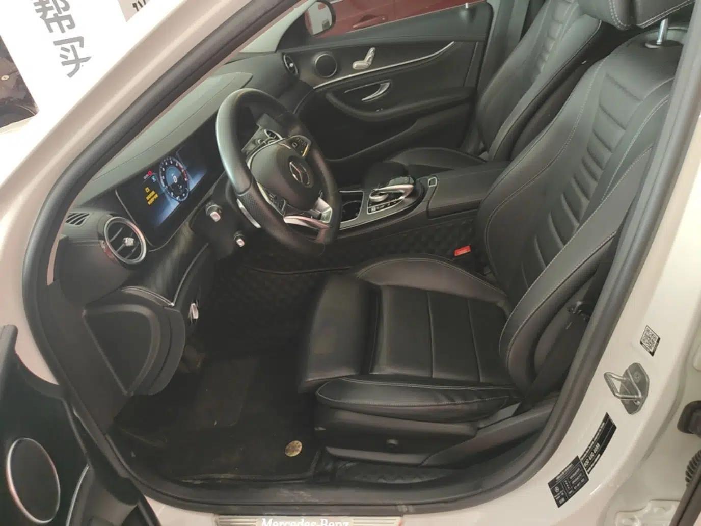 Mercedes-Benz E-Class 2018 Facelift E 200 L Sport Edition — миниатюра 17