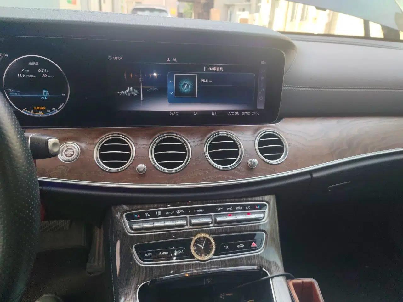 Mercedes-Benz E-Class 2017 E 300 L Luxury Model — миниатюра 13