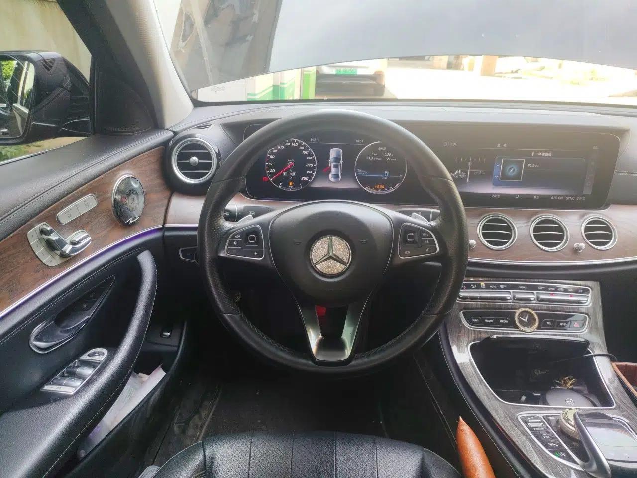 Mercedes-Benz E-Class 2017 E 300 L Luxury Model — миниатюра 10