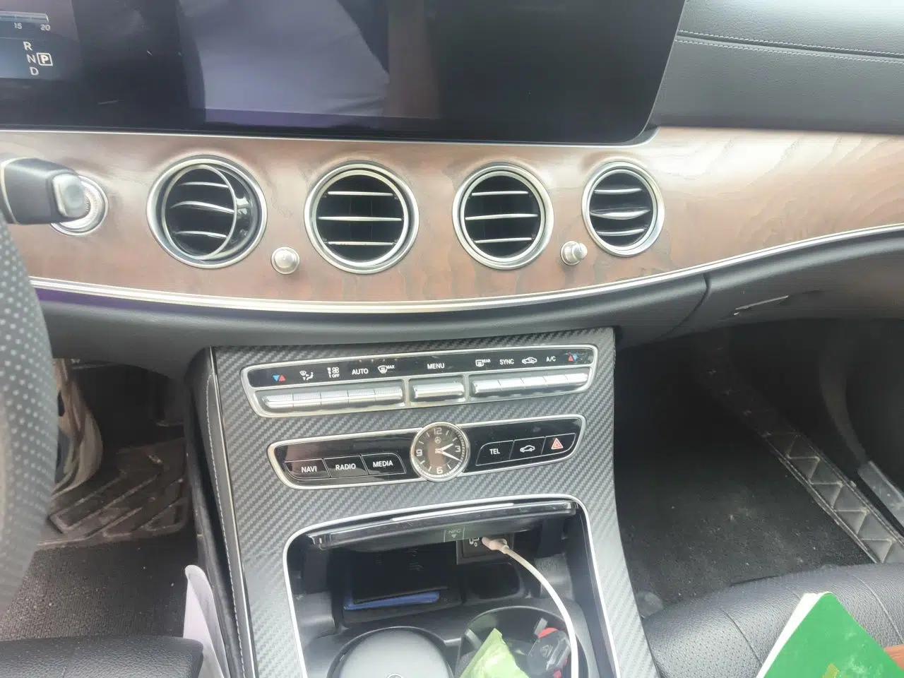 Mercedes-Benz E-Class 2016 E 200 L — миниатюра 13