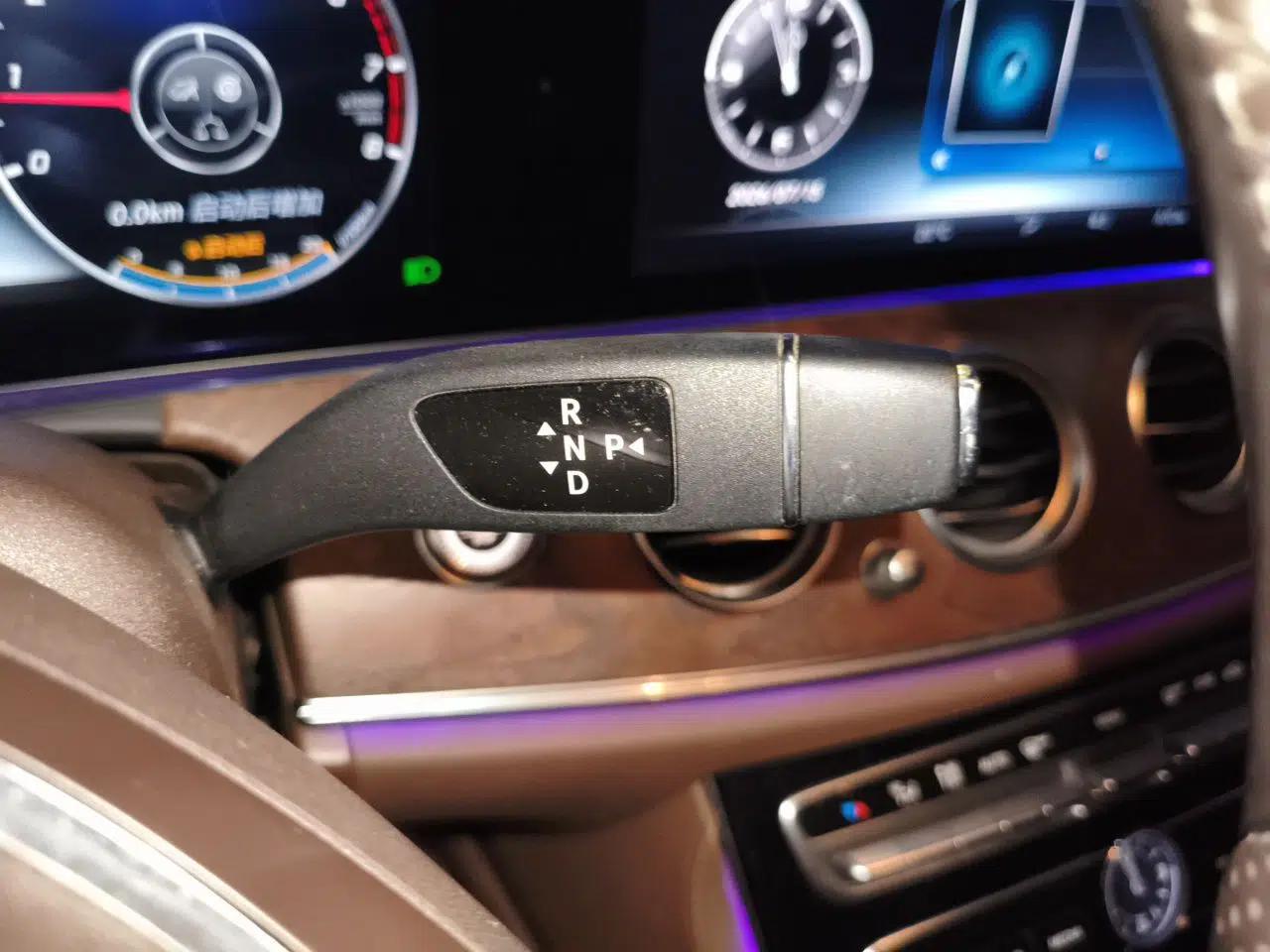 Mercedes-Benz E-Class 2016 E 200 L — миниатюра 14