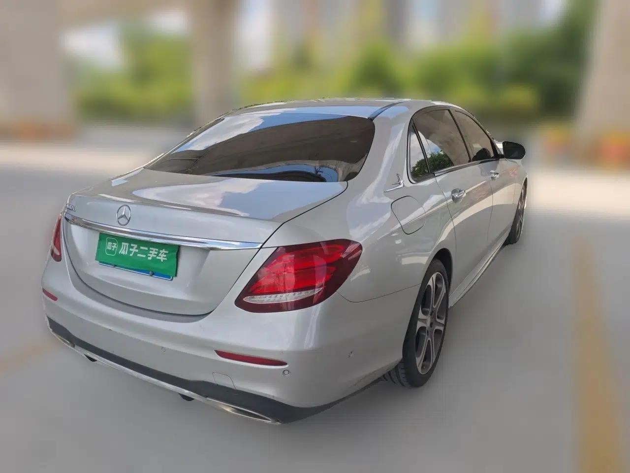 Mercedes-Benz E-Class 2016 E 300 L Sporty and Stylish Model — миниатюра 6