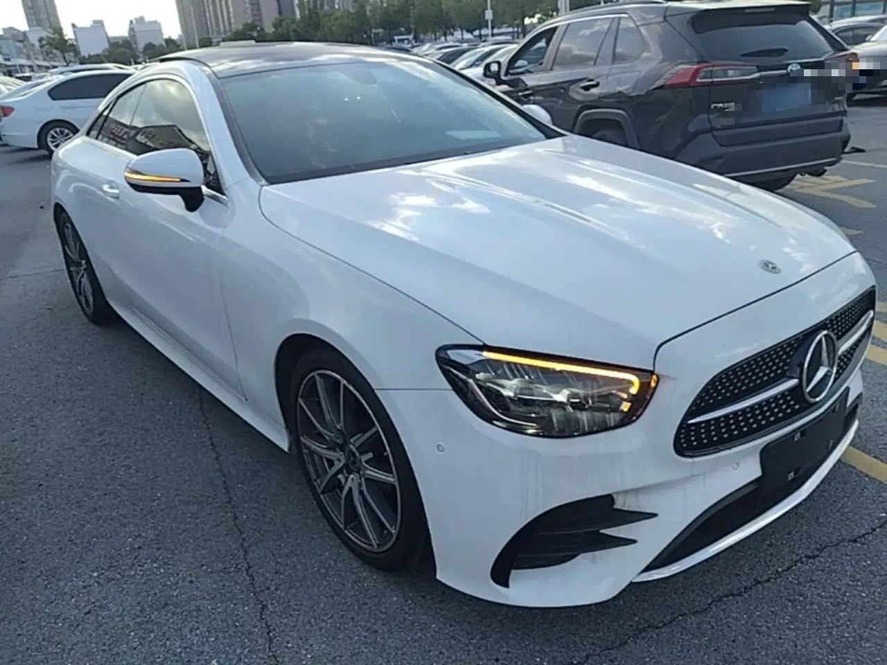 Mercedes-Benz E-Class 2021 E 260 Coupe — миниатюра 3