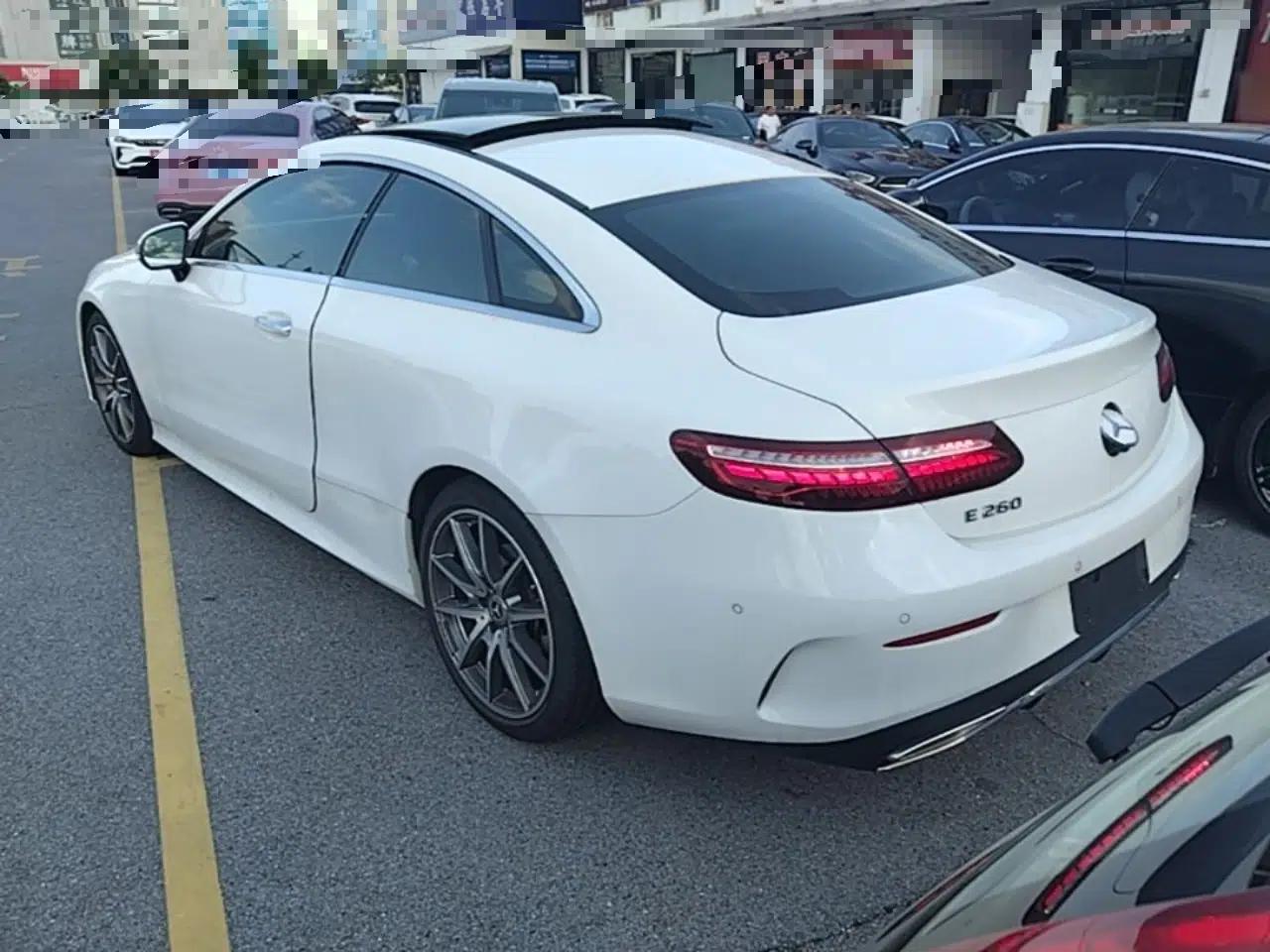 Mercedes-Benz E-Class 2021 E 260 Coupe — миниатюра 4
