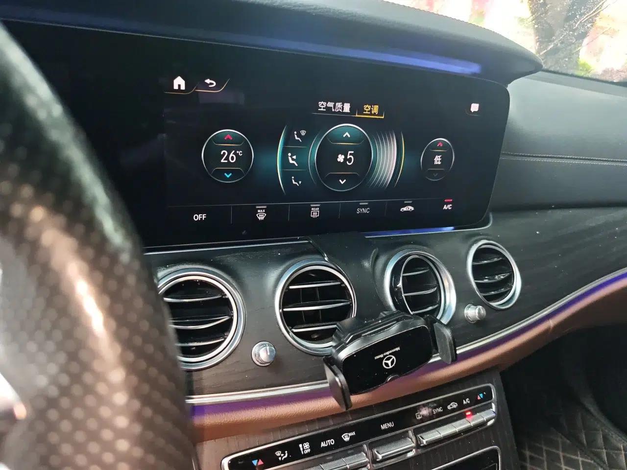 Mercedes-Benz E-Class 2021 E 300 L Sporty and Stylish Model — миниатюра 13