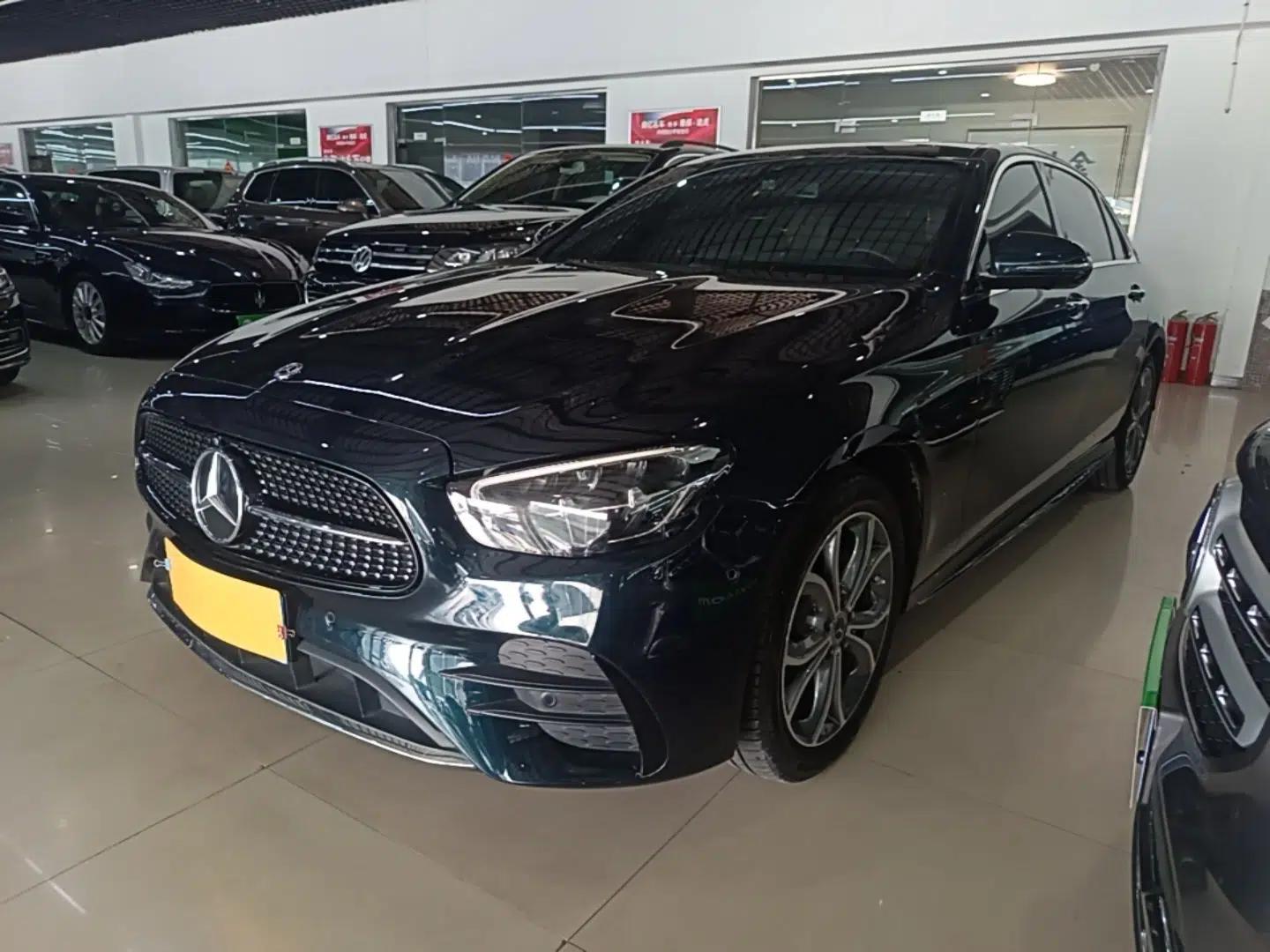 Mercedes-Benz E-Class 2021 E 300 L Sporty and Stylish Model — миниатюра 1