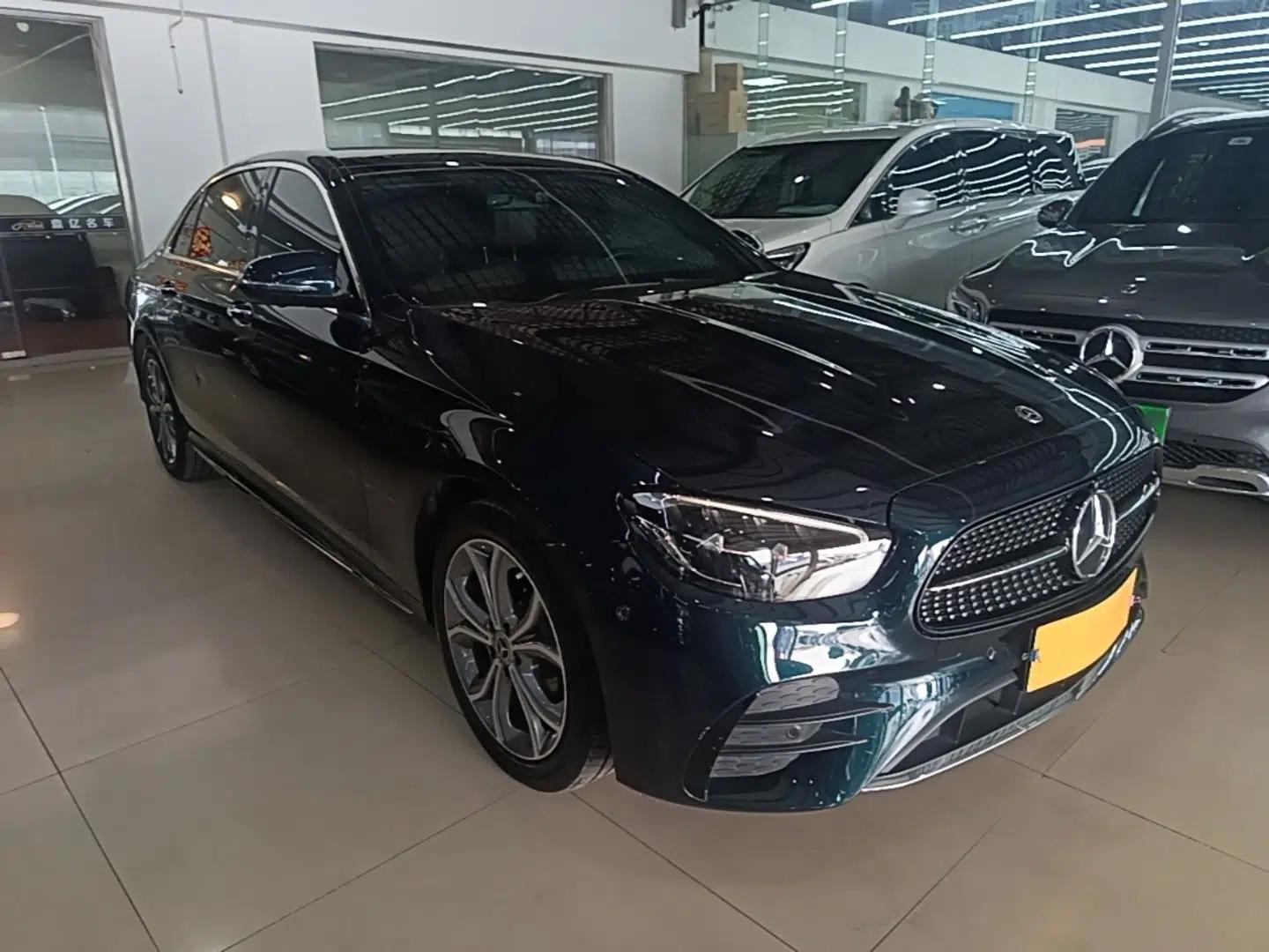 Mercedes-Benz E-Class 2021 E 300 L Sporty and Stylish Model — миниатюра 3