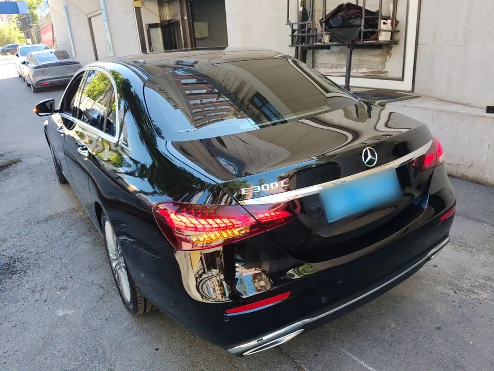 Mercedes-Benz E-Class 2022 Updated E 300 L Luxury Edition — миниатюра 4