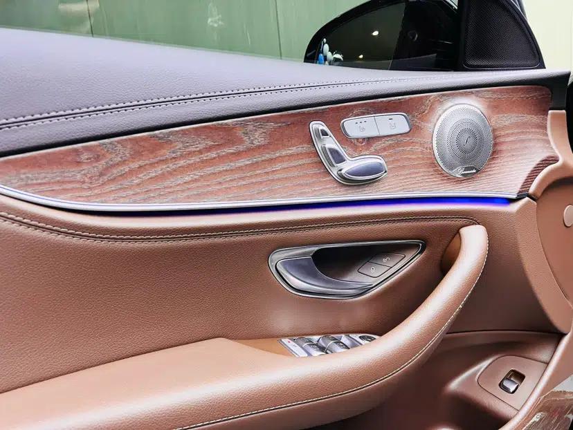 Mercedes-Benz E-Class 2022 Updated E 300 L Luxury Edition — миниатюра 35