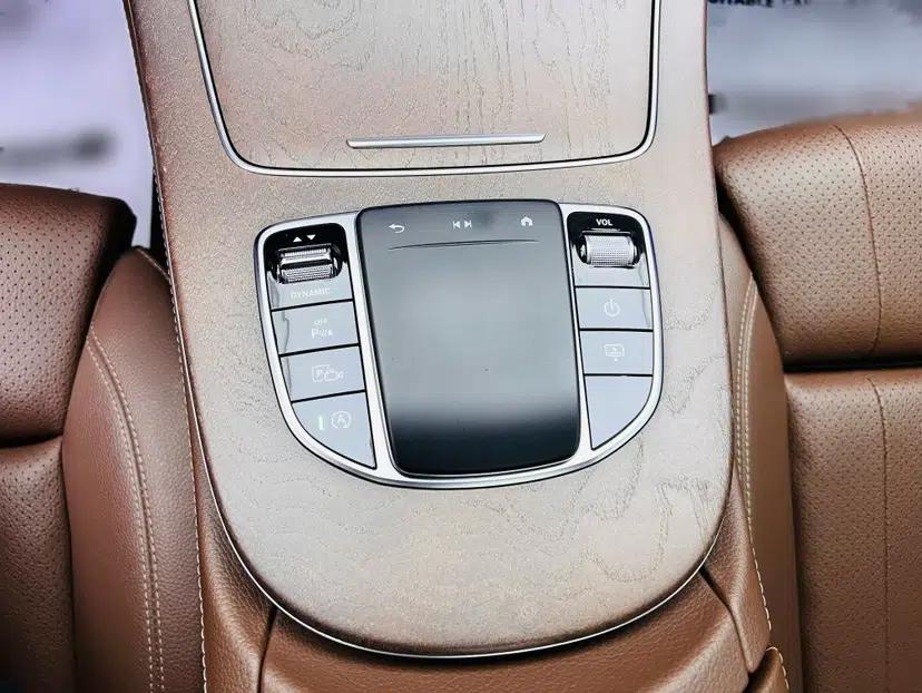 Mercedes-Benz E-Class 2022 Updated E 300 L Luxury Edition — миниатюра 36