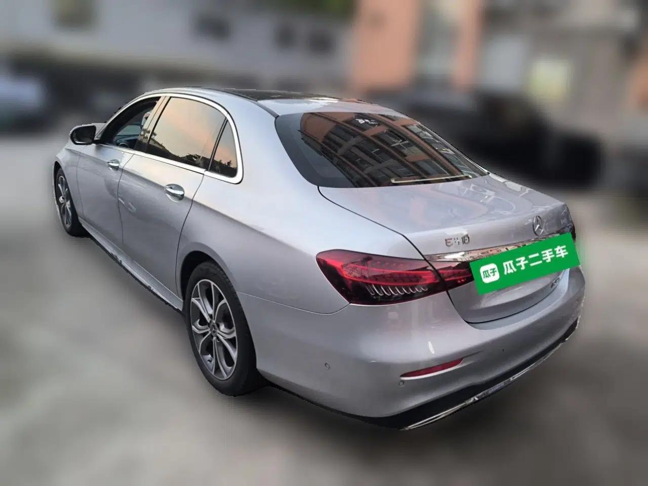 Mercedes-Benz E-Class 2022 Second Facelift E 300 L Sporty and Stylish Edition — миниатюра 4