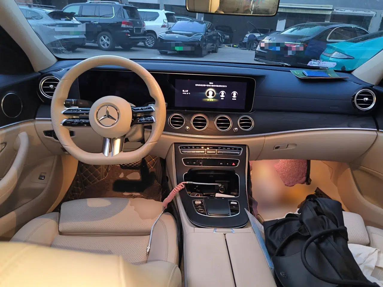 Mercedes-Benz E-Class 2022 Second Facelift E 300 L Sporty and Stylish Edition — миниатюра 9
