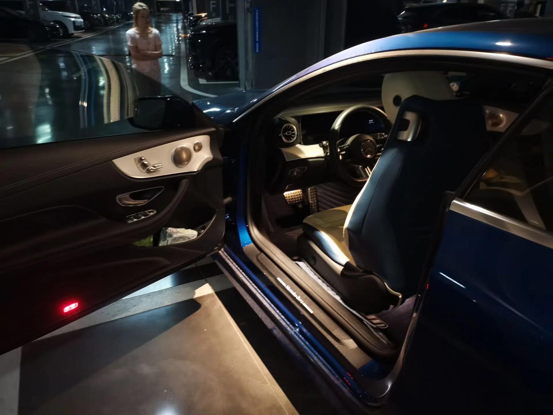 Mercedes-Benz E-Class 2021 Facelift E 260 4MATIC Coupe — миниатюра 16