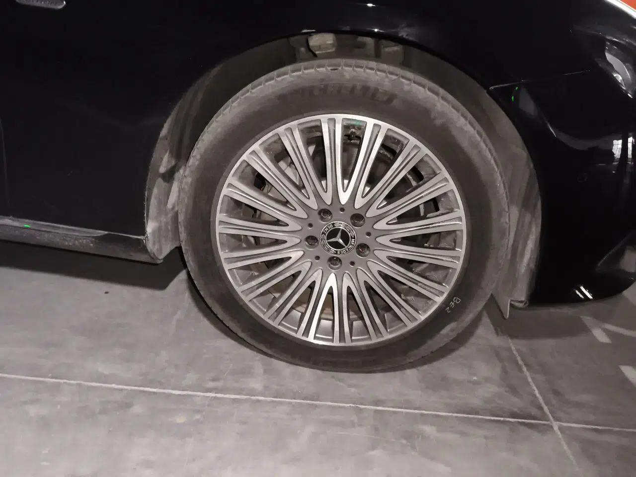 Mercedes-Benz E-Class 2020 E 300 L Luxury Model — миниатюра 8