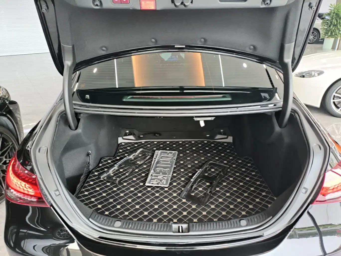 Mercedes-Benz E-Class 2023 E 300 Stylish Sports Edition — миниатюра 22