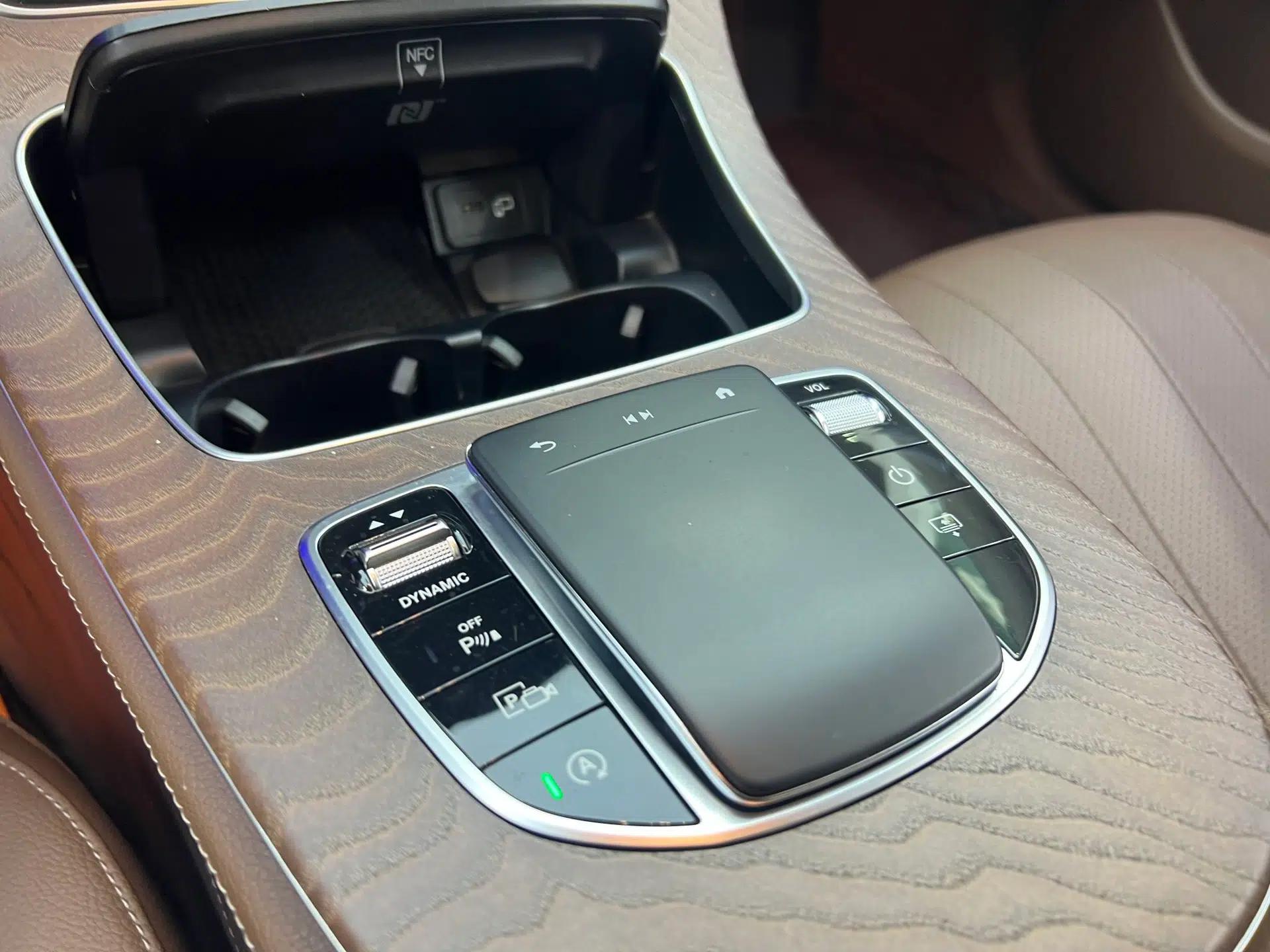 Mercedes-Benz E-Class 2023 Updated E 300 L Luxury Edition — миниатюра 8