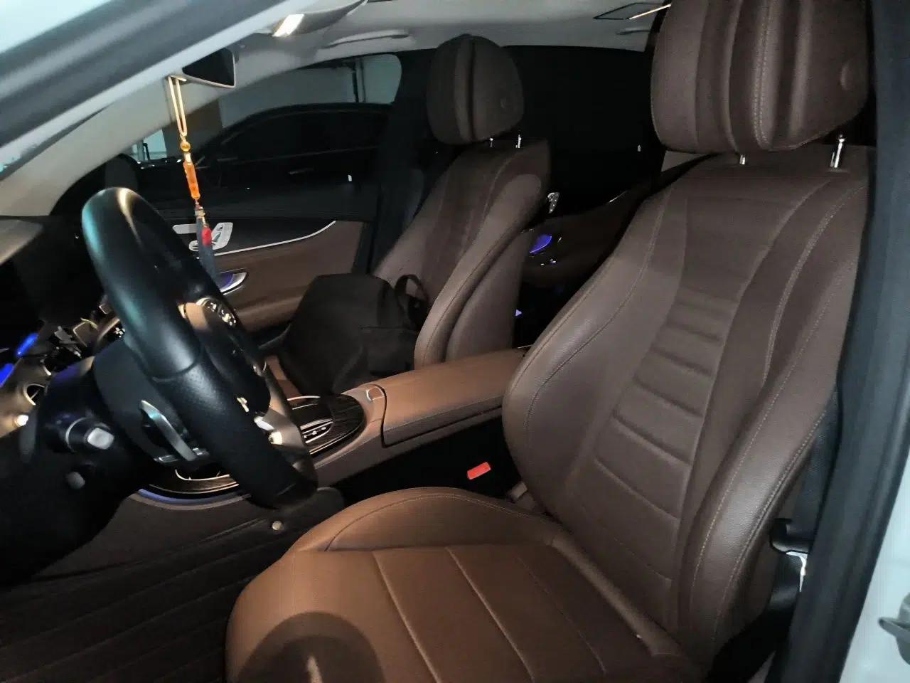 Mercedes-Benz E-Class 2019 E 300 L Sporty and Stylish Model — миниатюра 15