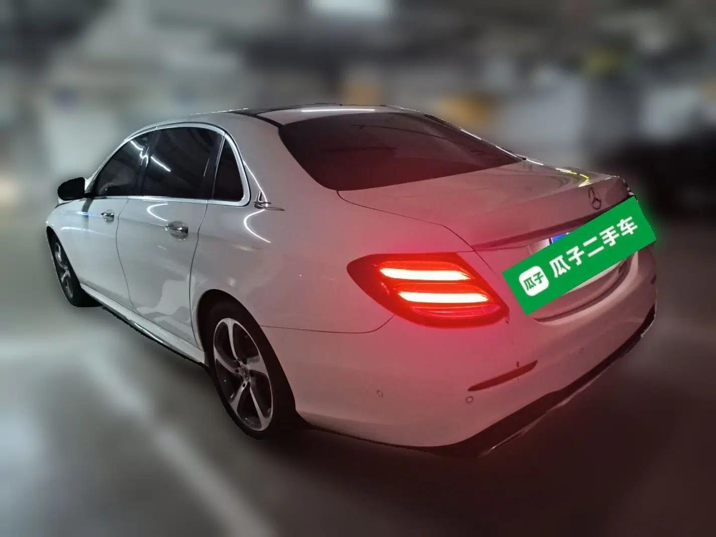 Mercedes-Benz E-Class 2019 E 300 L Sporty and Stylish Model — миниатюра 4