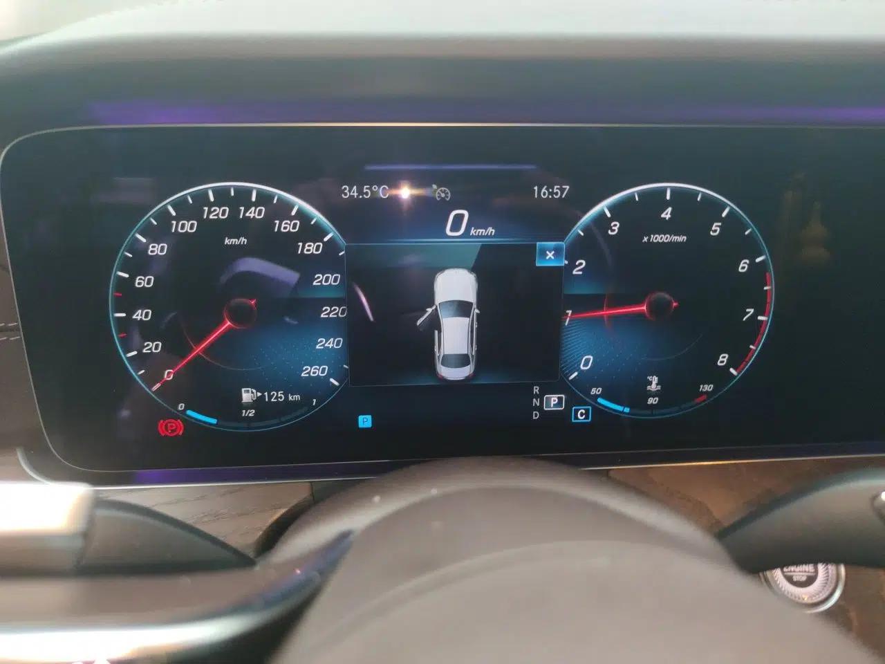 Mercedes-Benz E-Class 2021 E 300 L Stylish Model — миниатюра 11