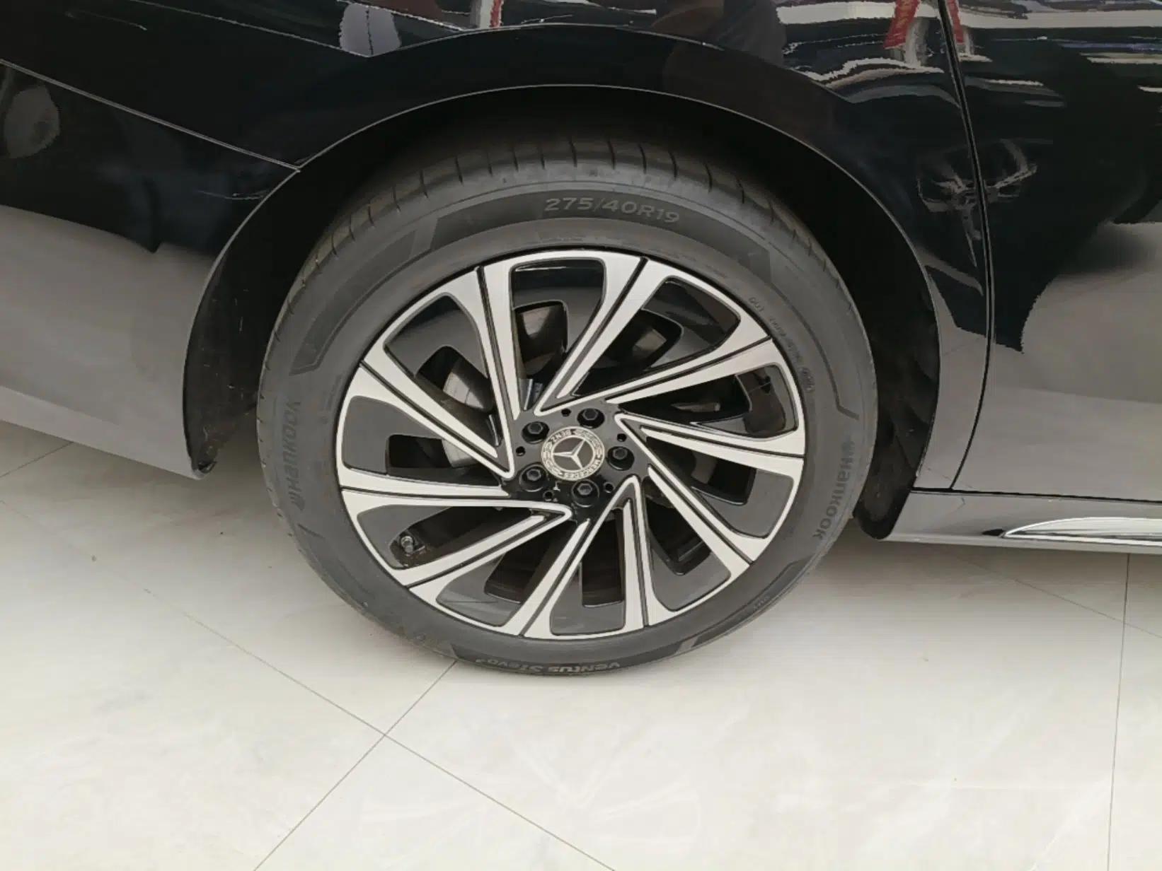 Mercedes-Benz E-Class 2024 E 300 L Luxury Model — миниатюра 11