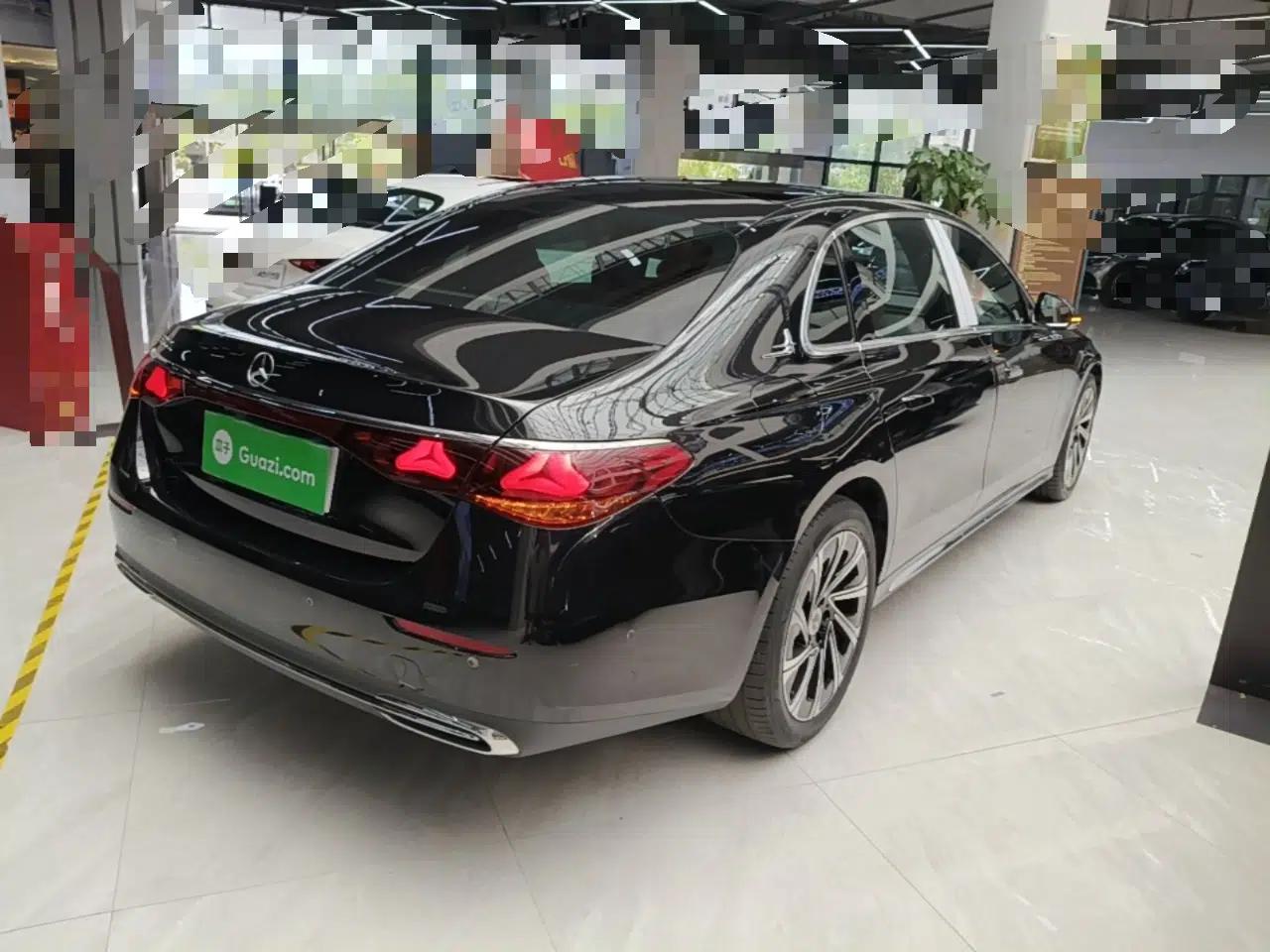 Mercedes-Benz E-Class 2024 E 300 L Luxury Model — миниатюра 6