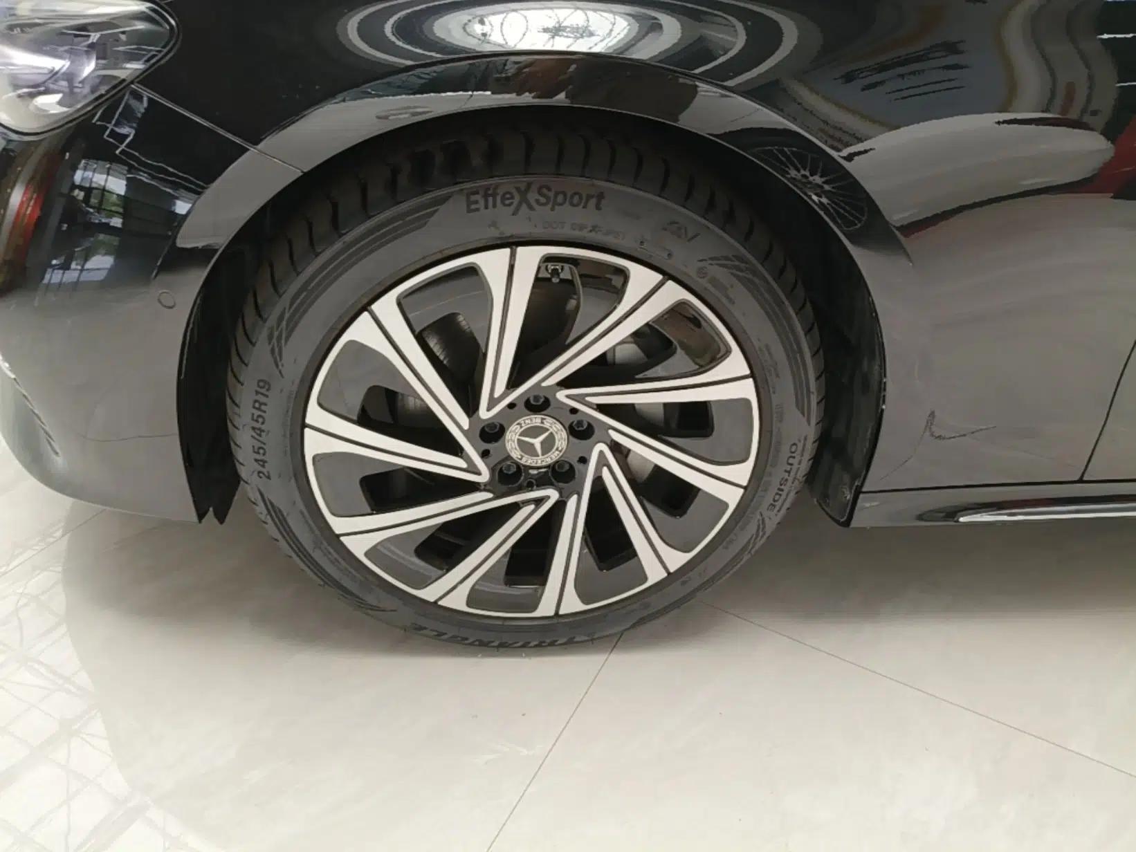 Mercedes-Benz E-Class 2024 E 300 L Luxury Model — миниатюра 10