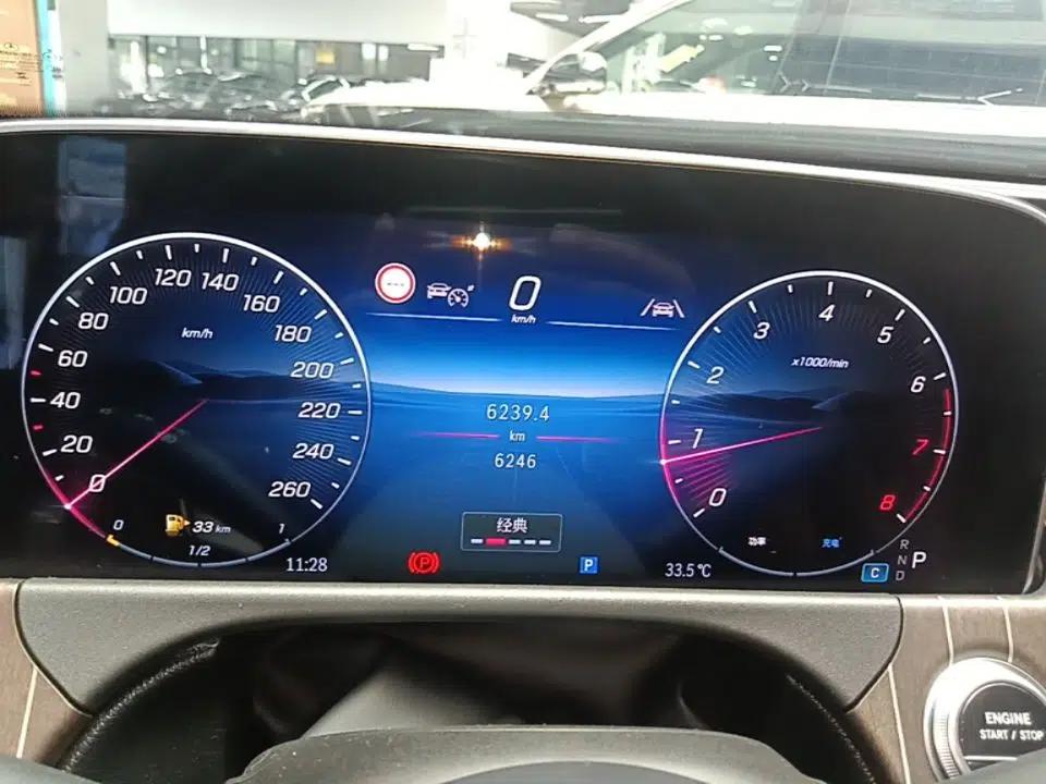 Mercedes-Benz E-Class 2025 Facelift E 300 L Fashion Edition — миниатюра 14