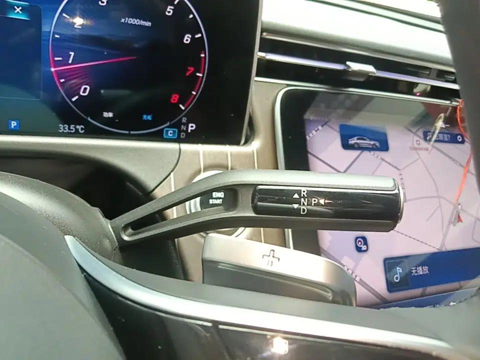 Mercedes-Benz E-Class 2025 Facelift E 300 L Fashion Edition — миниатюра 16