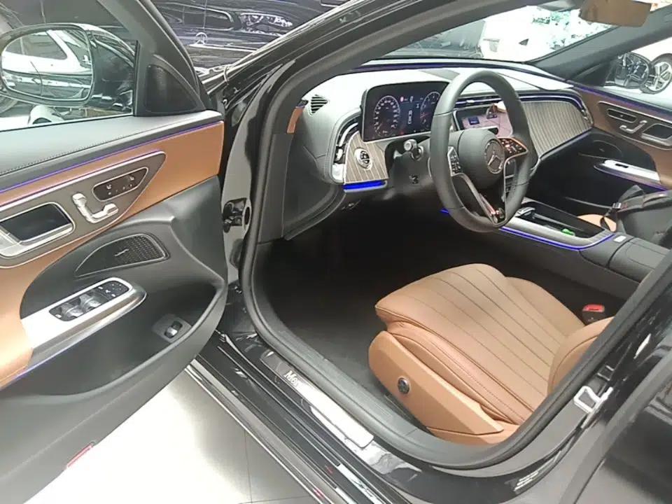 Mercedes-Benz E-Class 2025 Facelift E 300 L Fashion Edition — миниатюра 18