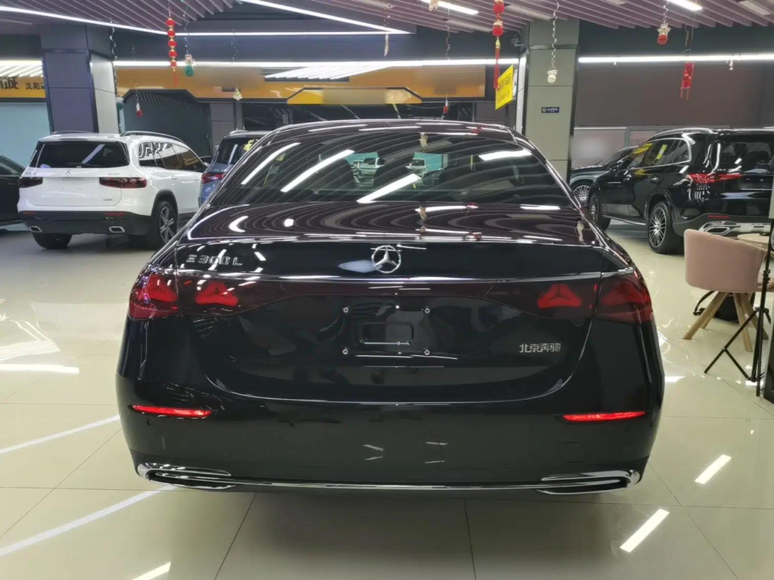 Mercedes-Benz E-Class 2025 E 300 L Luxury Model — миниатюра 5