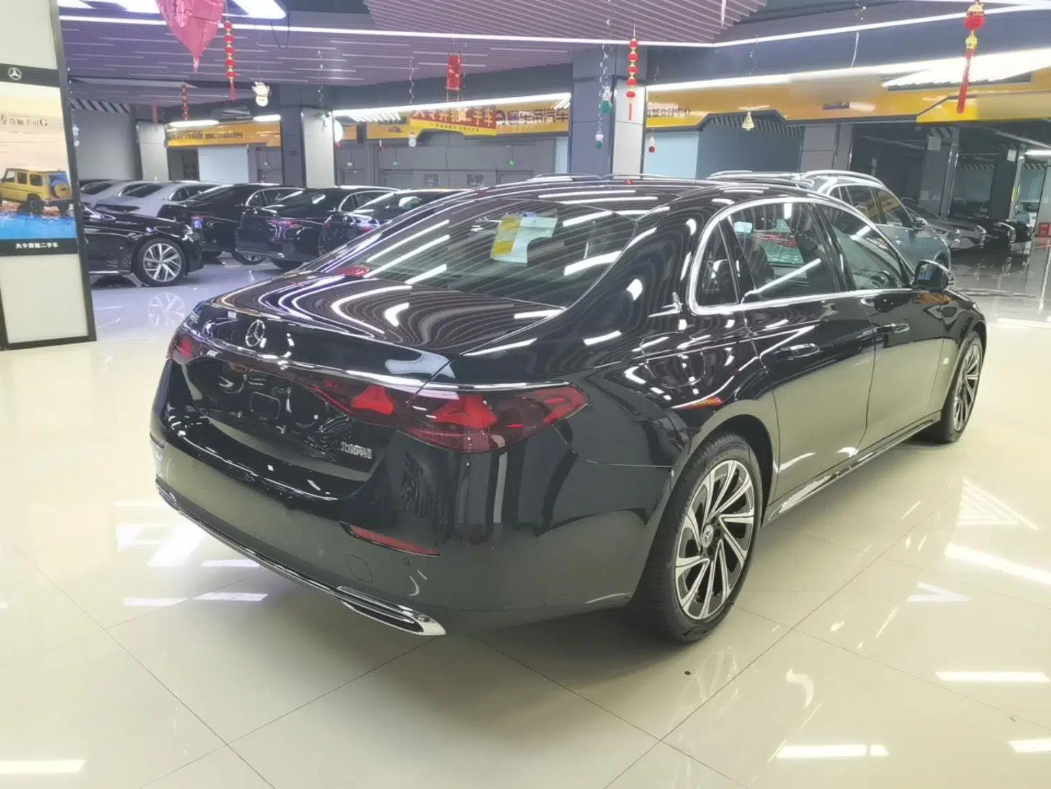 Mercedes-Benz E-Class 2025 E 300 L Luxury Model — миниатюра 6