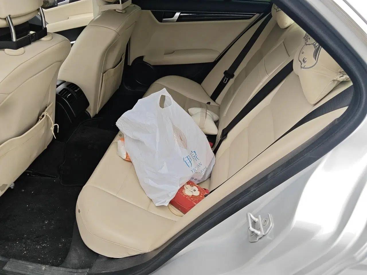 Mercedes-Benz C-Class 2011 C 300 Fashion Model — миниатюра 17