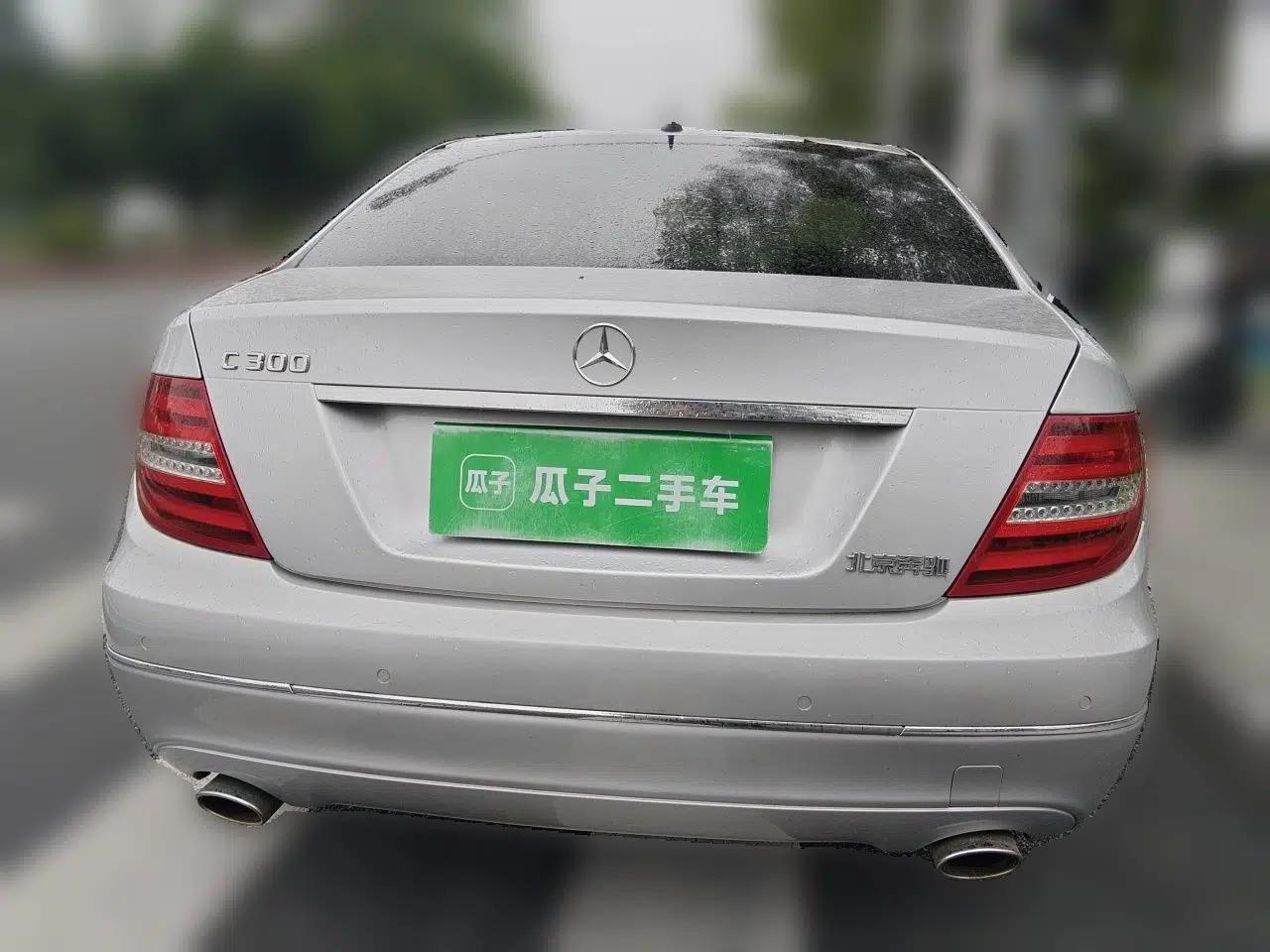 Mercedes-Benz C-Class 2011 C 300 Fashion Model — миниатюра 5